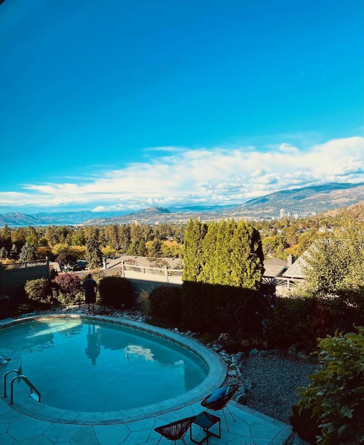 A Vista Villa Couples Retreat Kelowna Exterior foto